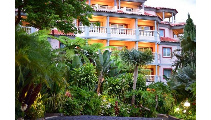 Pestana Village Garden Resort Aparthotel poza 3