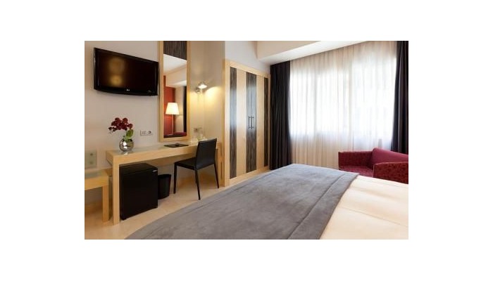 Hotel Alif Avenidas poza 3