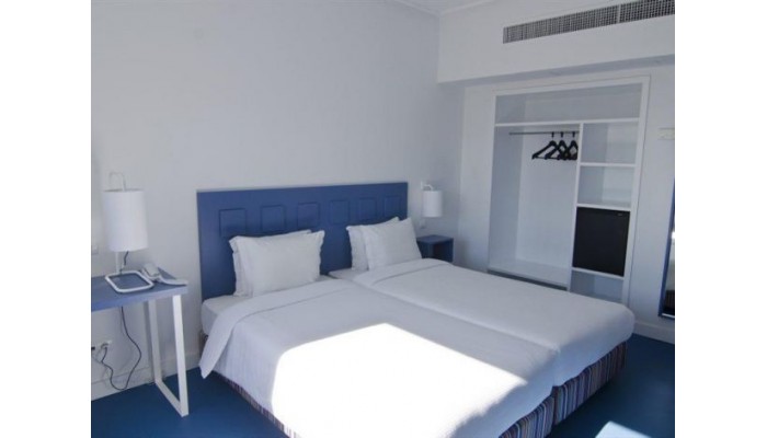 Hotel Ibis Styles Lisboa Embaixador poza 1