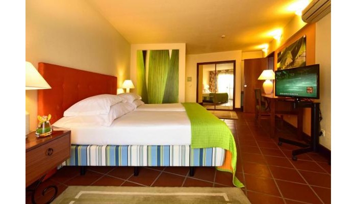 Pestana Bay Ocean Aparthotel poza 9